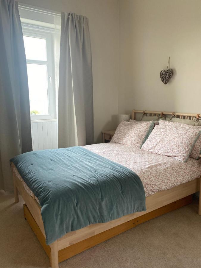Central Oban Studio With Stunning View Luaran gambar