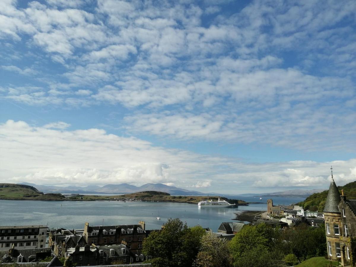 Central Oban Studio With Stunning View Luaran gambar